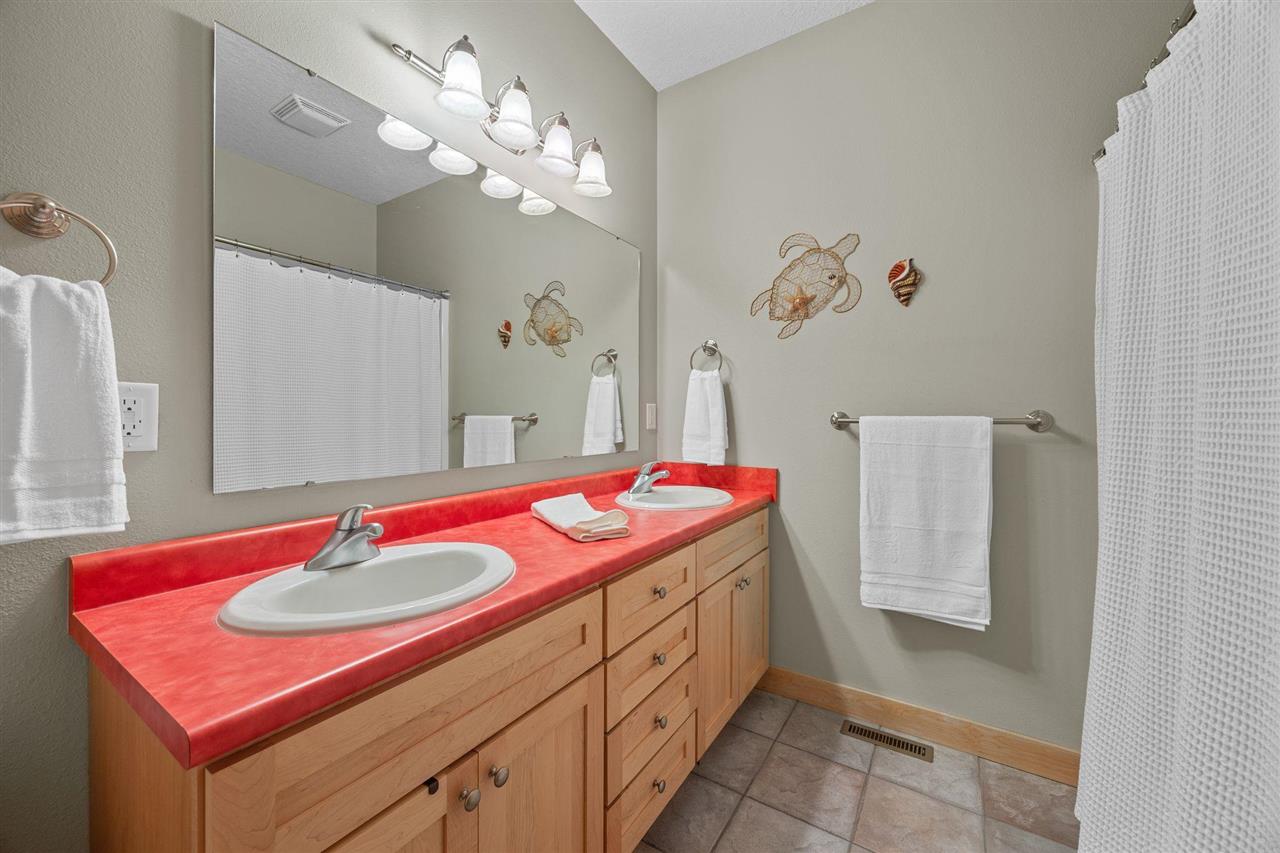 2155 Johnson-Washington Road Southwest Kalona, IA 52247 - Photo 23 of 60 Gallery Image 23