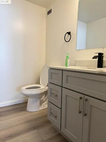 $430,000 | 801 Franklin Street, Unit 205, Oakland, CA 94607