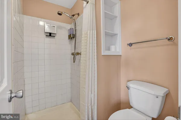 $499,000 | 19 Regis Circle, Sterling, VA 20164