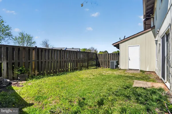 $499,000 | 19 Regis Circle, Sterling, VA 20164