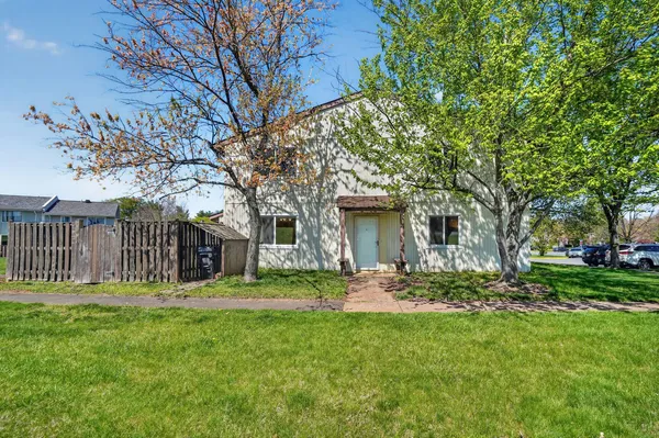 $499,000 | 19 Regis Circle, Sterling, VA 20164