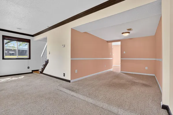 $499,000 | 19 Regis Circle, Sterling, VA 20164