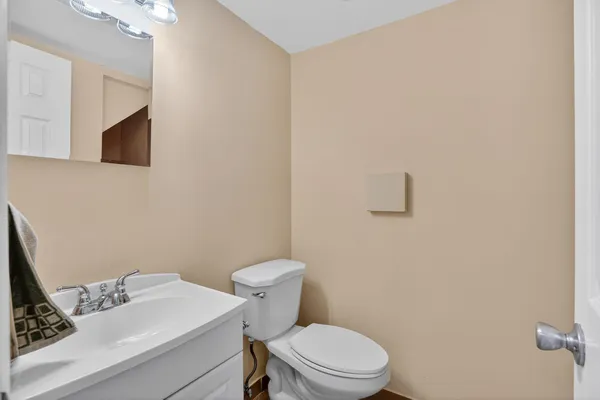 $499,000 | 19 Regis Circle, Sterling, VA 20164