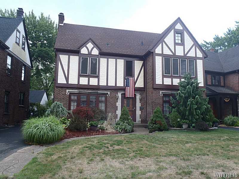 121 Admiral Road Buffalo, NY 14216 - Photo 1 of 1 Exterior Front.