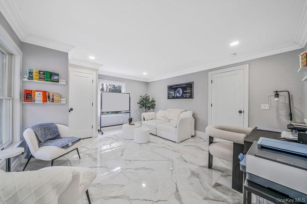 68 Fort Salonga Road Northport, NY 11768 - Photo 15 of 50