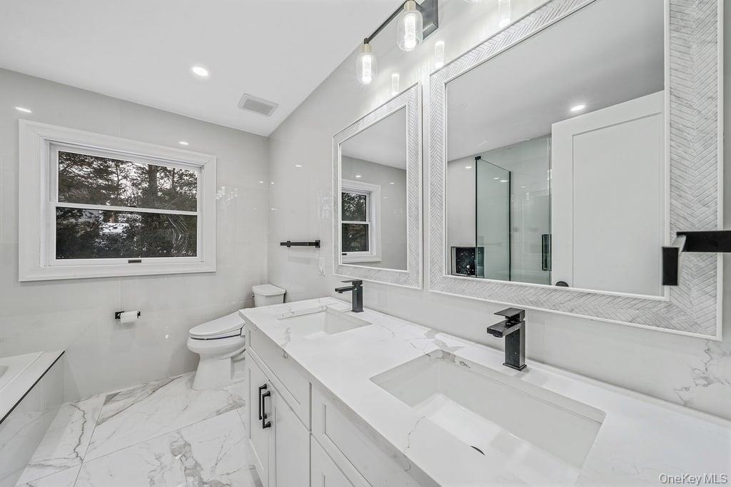 68 Fort Salonga Road Northport, NY 11768 - Photo 16 of 50