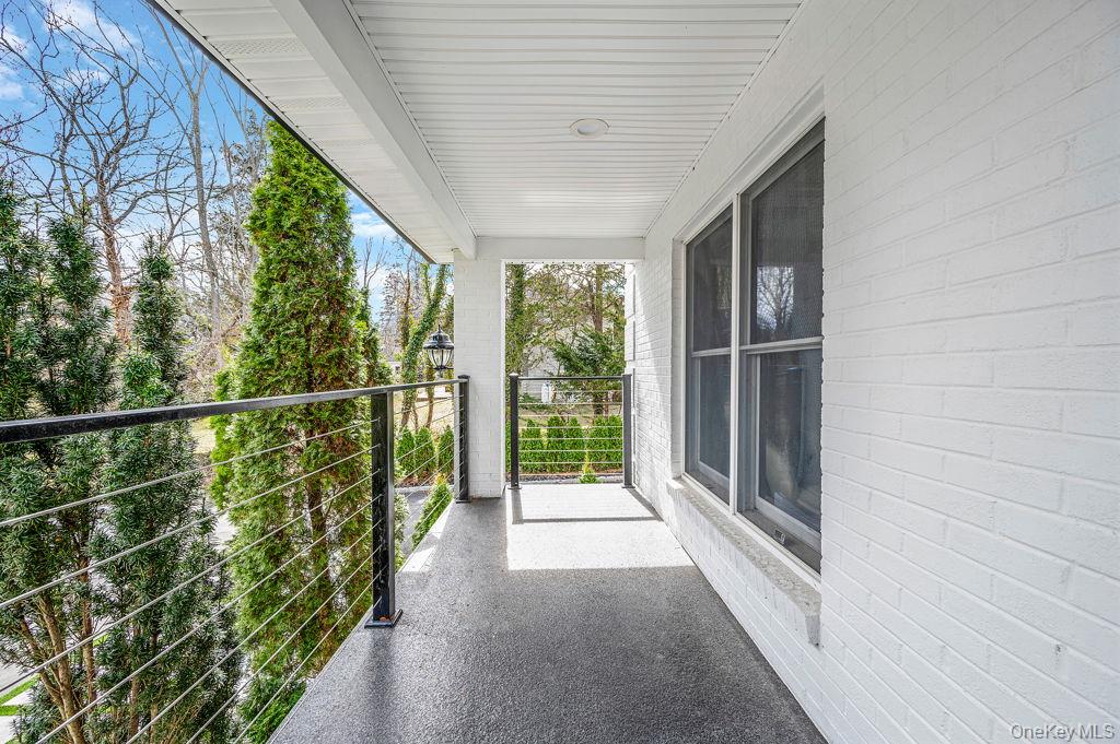 68 Fort Salonga Road Northport, NY 11768 - Photo 5 of 50