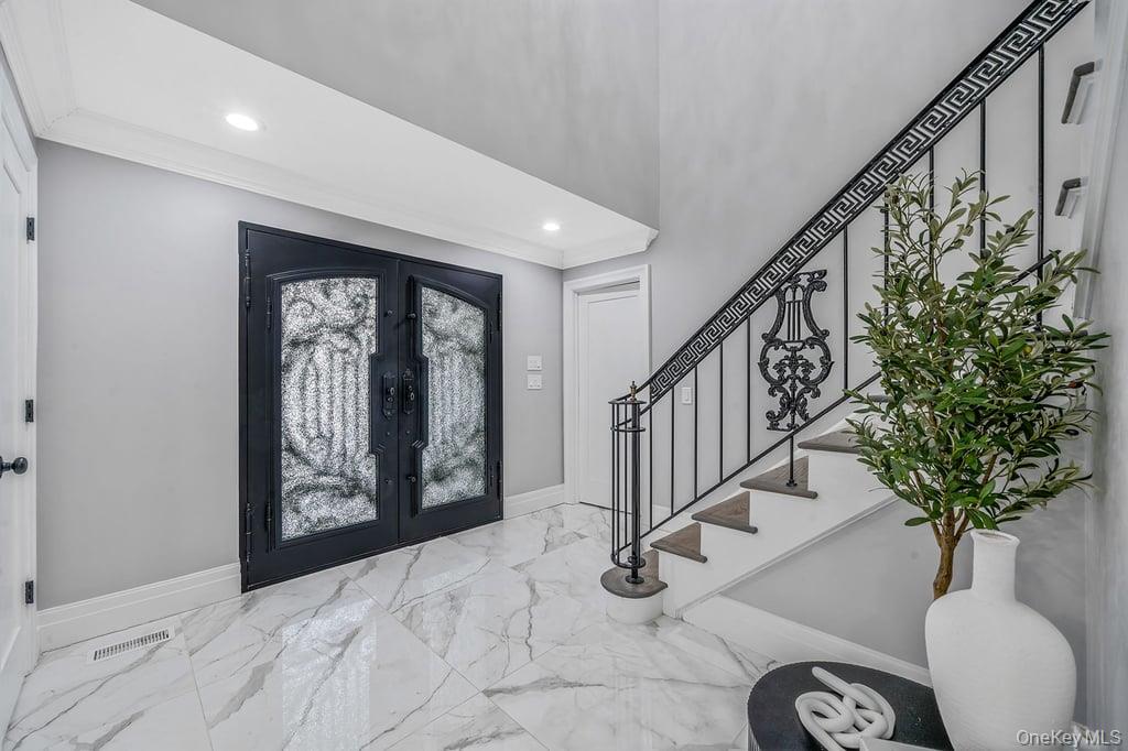 68 Fort Salonga Road Northport, NY 11768 - Photo 7 of 50