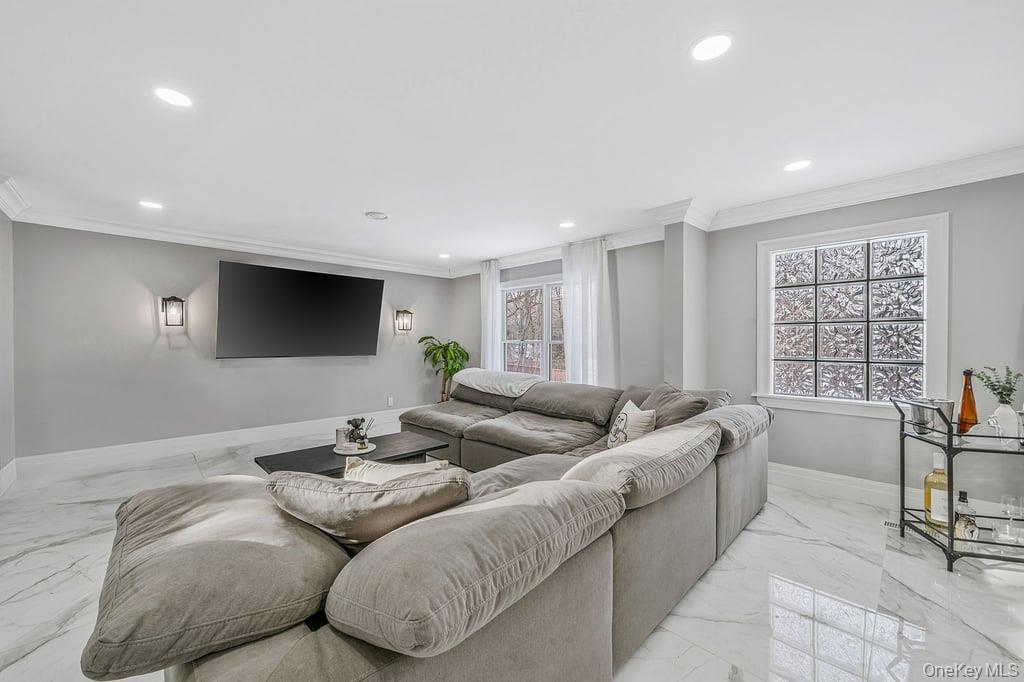 68 Fort Salonga Road Northport, NY 11768 - Photo 10 of 50