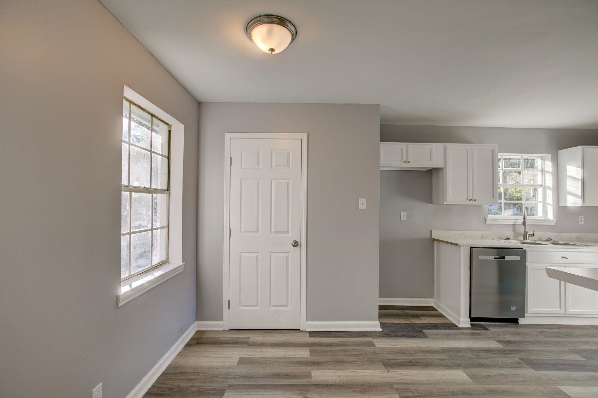 1408 Warren Drive Daphne, AL 36526 - Photo 9 of 22 Kitchen