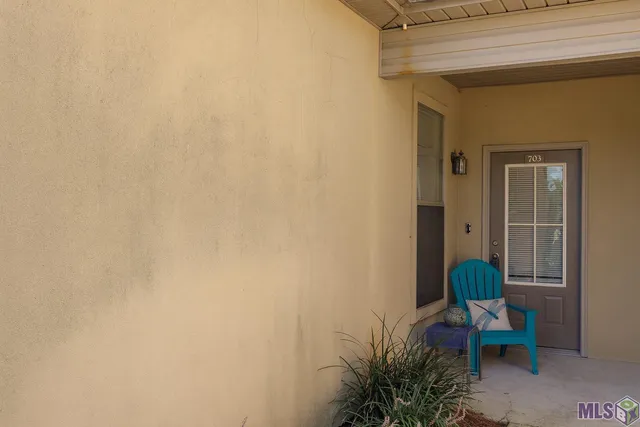 $190,000 | 809 Summer Breeze Drive, Unit 703, Baton Rouge, LA 70810