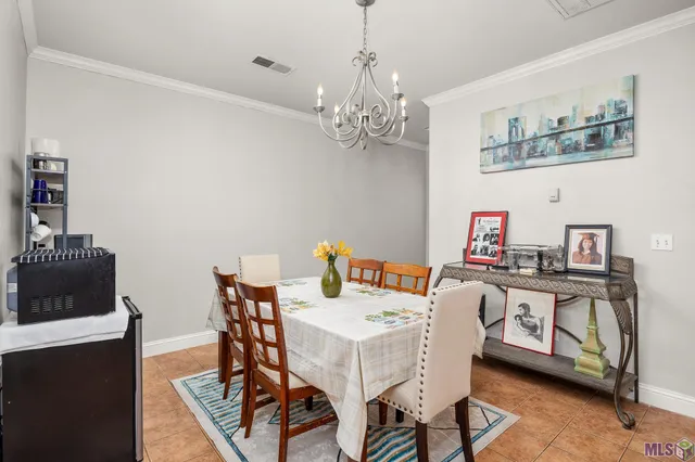 $190,000 | 809 Summer Breeze Drive, Unit 703, Baton Rouge, LA 70810