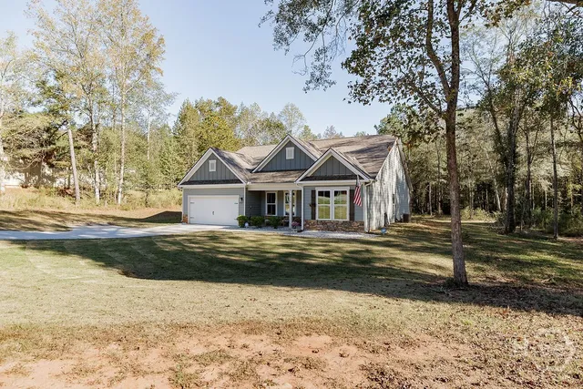 $425,000 | 339 Sam Groves Street, Danielsville, GA 30633