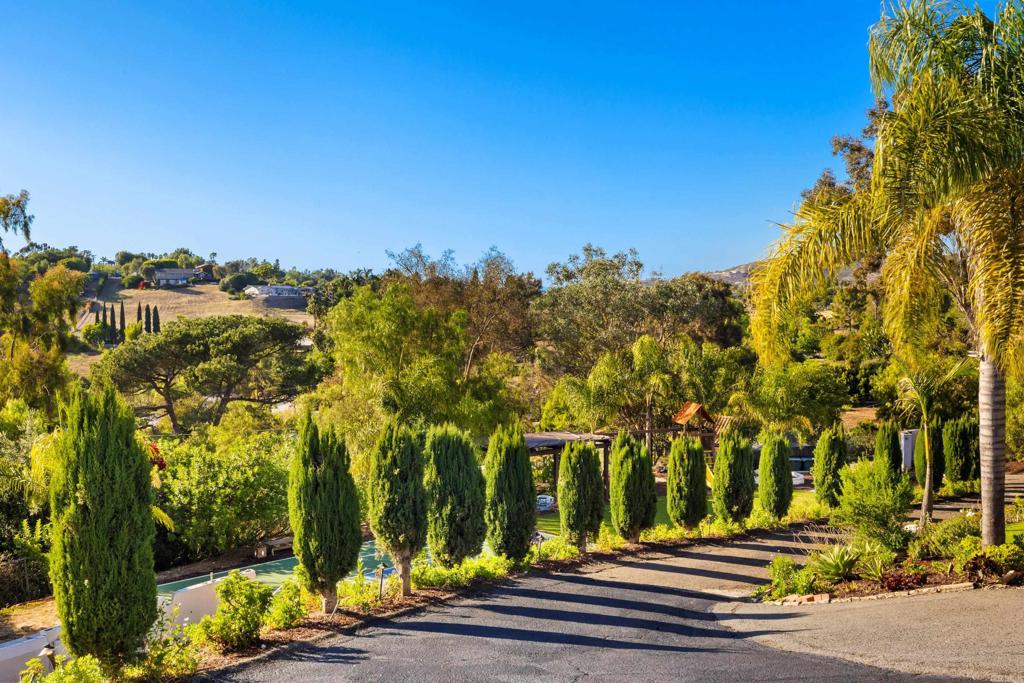 2143 Tierra Verde Road Vista, CA 92084 - Photo 4 of 71