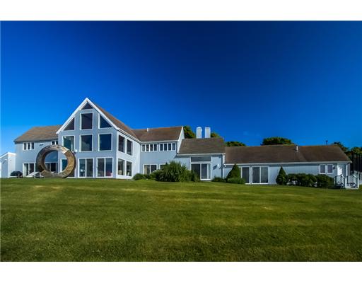 31 Ridge Road Newport, RI 02840 - Photo 8 of 12 Exterior Back.