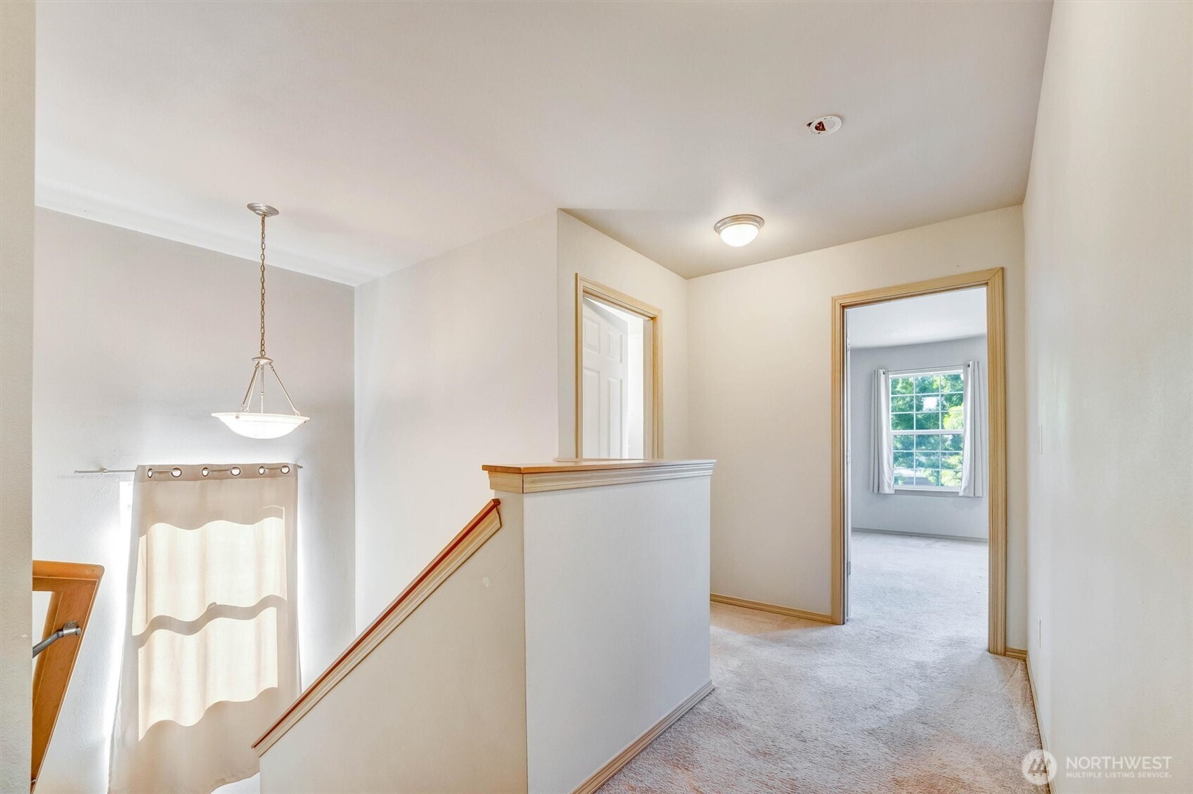 2426 Stafford Way Bothell, WA 98012 - Photo 20 of 40