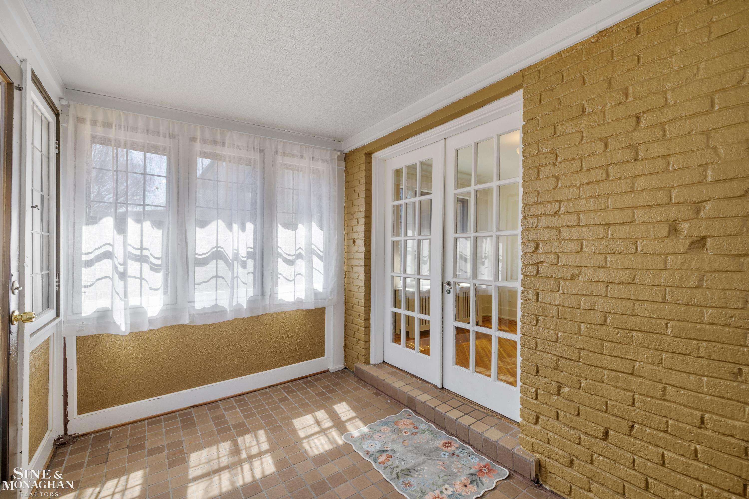 1410 Yorkshire Road Grosse Pointe Park, MI 48230 - Photo 20 of 72