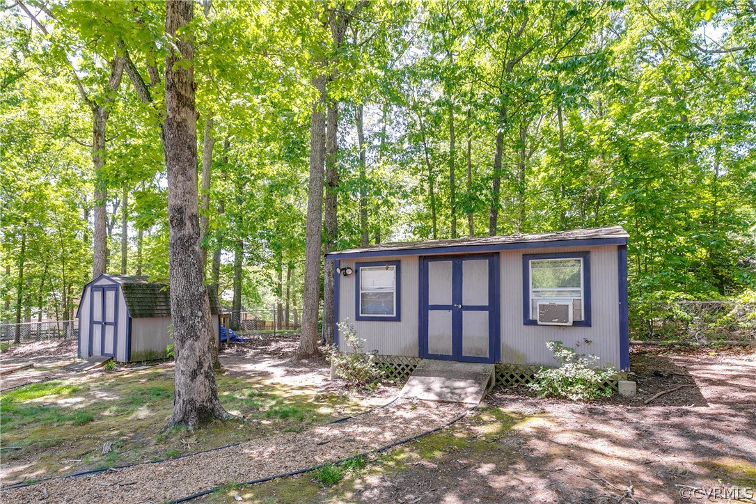 200 Eastman Road Chesterfield, VA 23236 - Photo 33 of 37