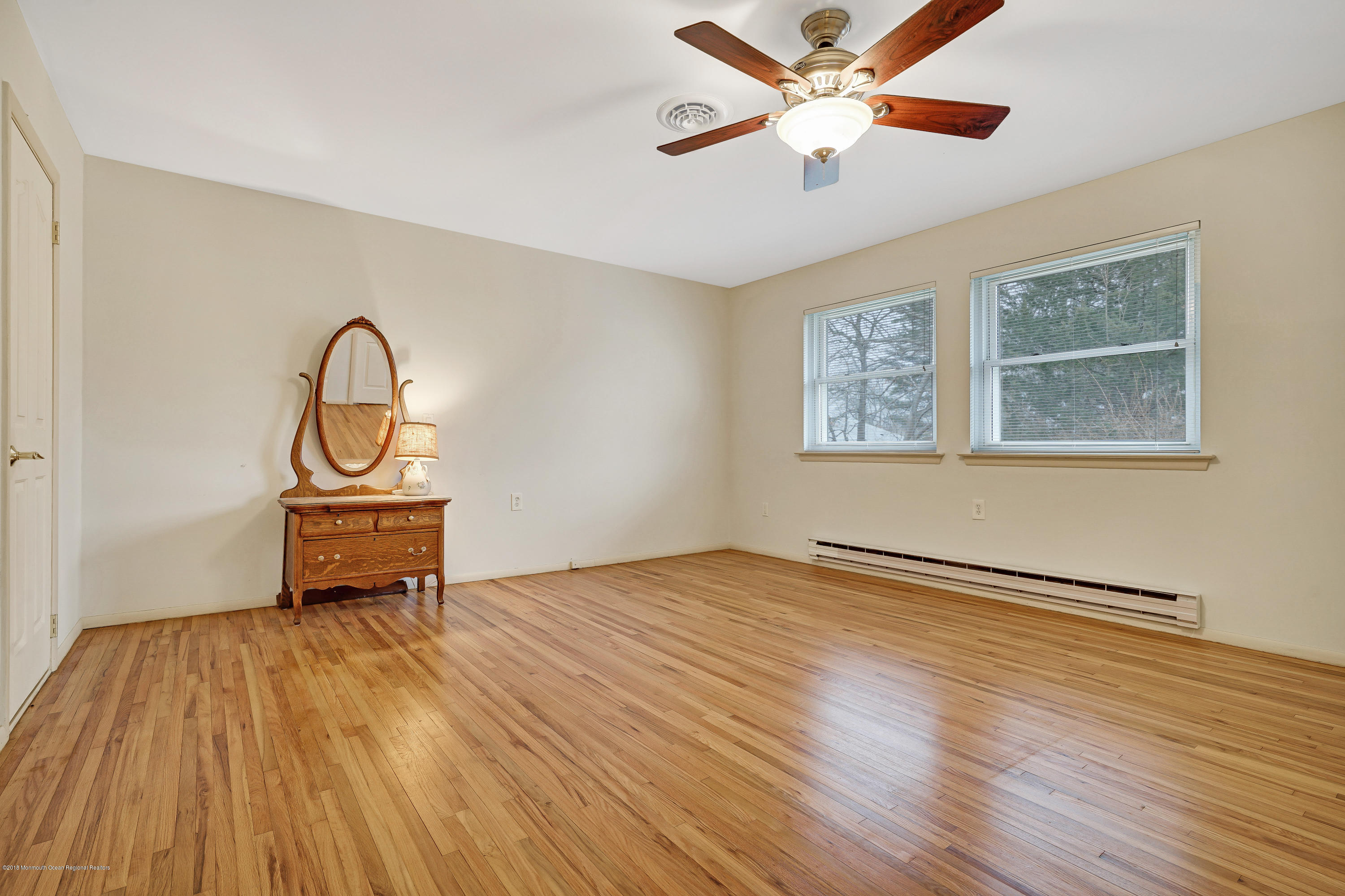 124 Tulip Court, Unit B Whiting, NJ 08759 - Photo 24 of 30 124 Tulip Ct Manchester-print-024-19-Bed