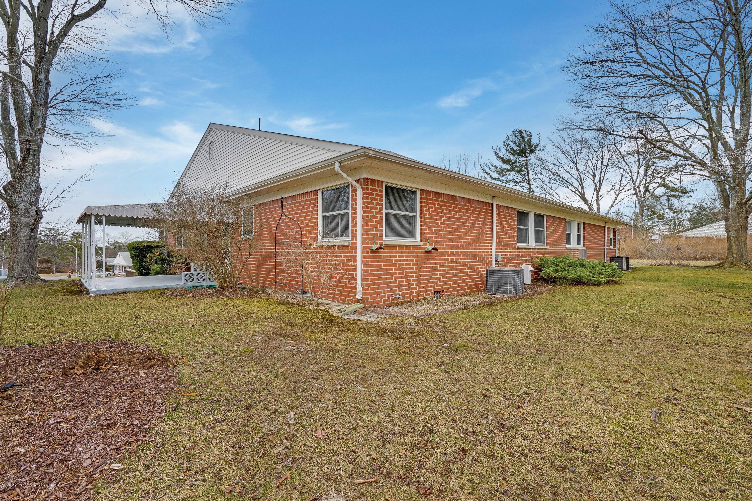 124 Tulip Court, Unit B Whiting, NJ 08759 - Photo 30 of 30 124 Tulip Ct Manchester-print-030-7-Back