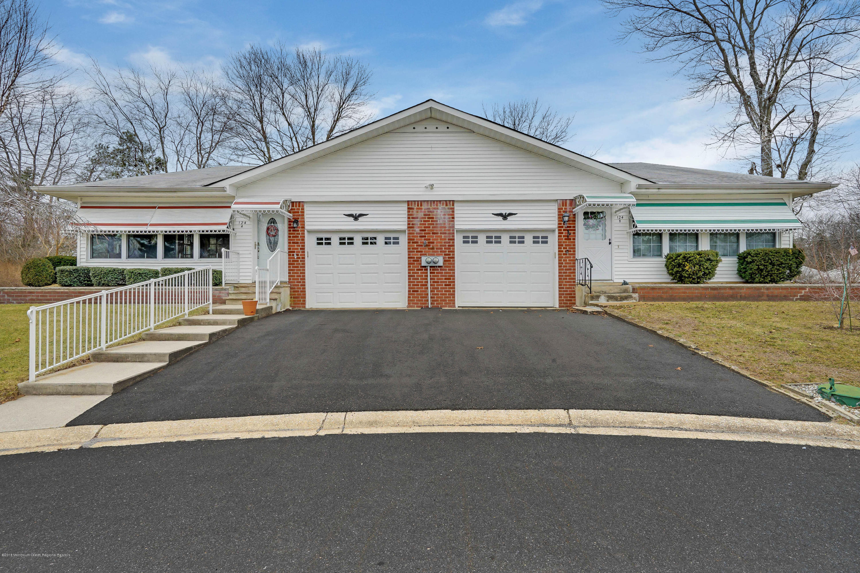 124 Tulip Court, Unit B Whiting, NJ 08759 - Photo 3 of 30 124 Tulip Ct Manchester-print-003-4-Fron