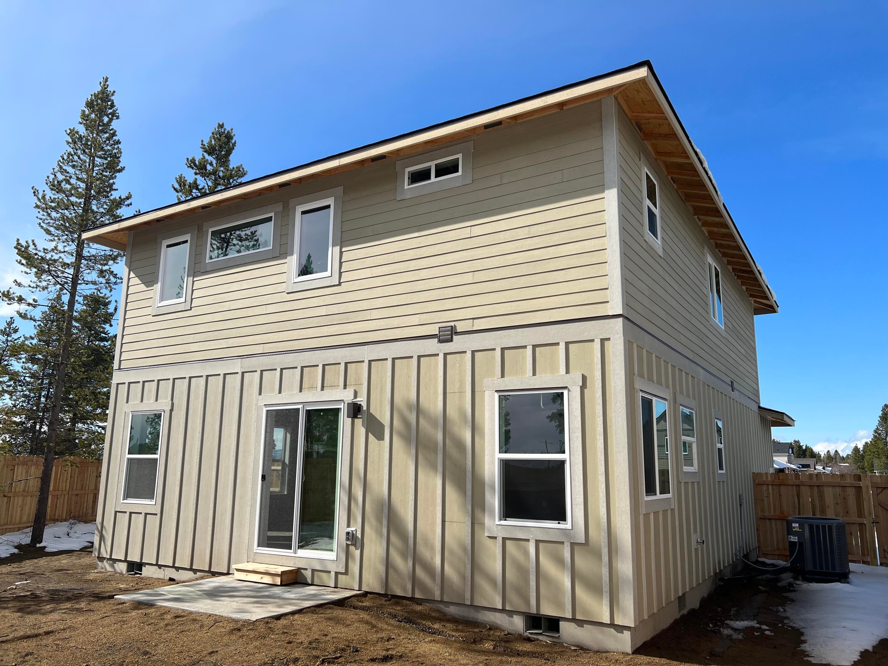 16405 Bassett Road La Pine, OR 97739 - Photo 5 of 29 IMG-2889
