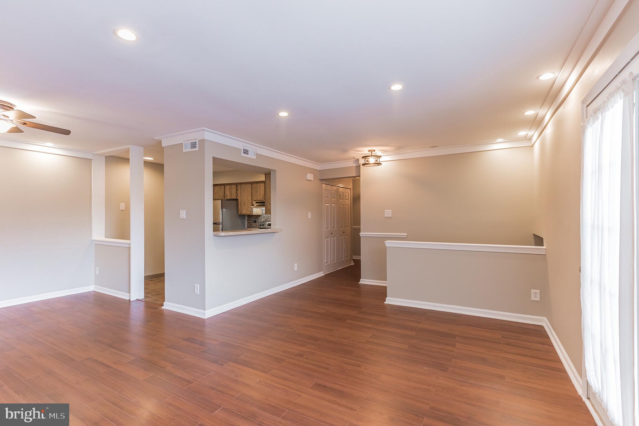 85 Whetstone Road Horsham, PA 19044 - Photo 7 of 30 Living Room