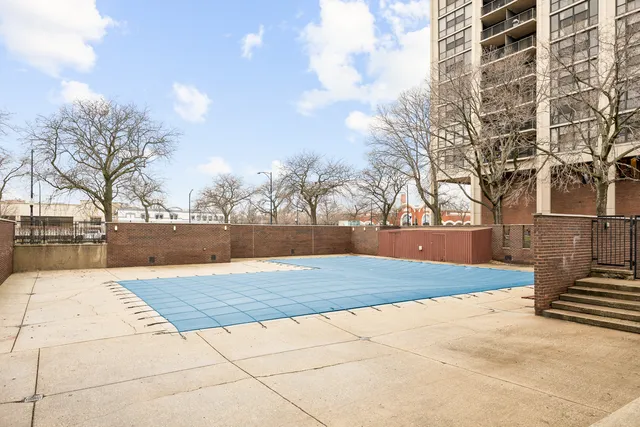 $109,000 | 2921 South Michigan Avenue, Unit 308, Chicago, IL 60616