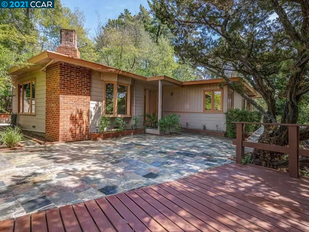 919 Janet Lane Lafayette, CA 94549 - Photo 7 of 31 a view of a house with backyard and garden