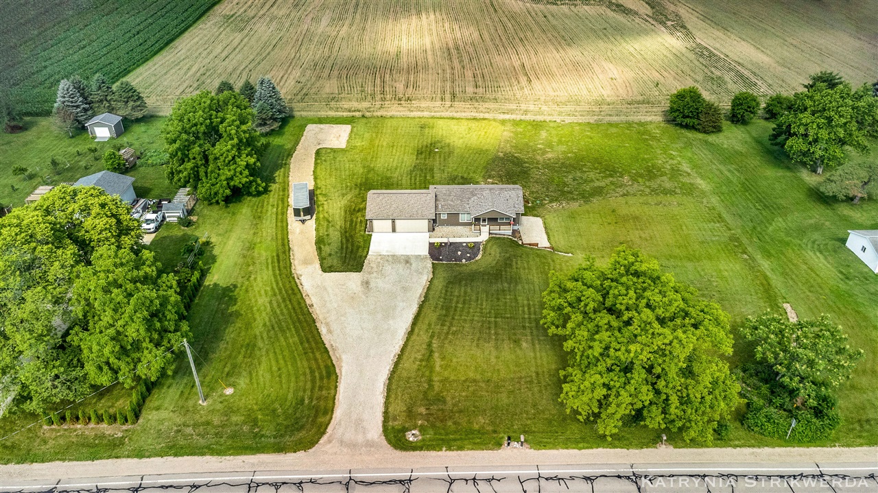 2256 South Cochran Road Charlotte, MI 48813 - Photo 66 of 77