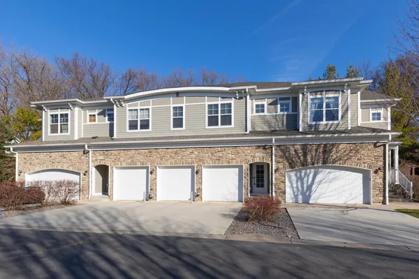 $449,900 | 17830 Valley Cove Court, Wayzata, MN 55391