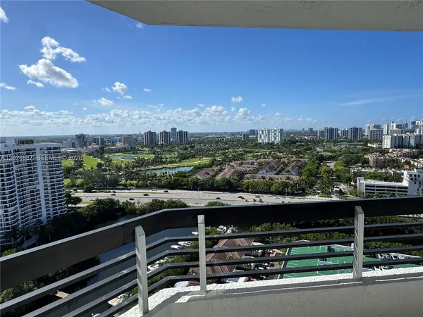$4,300 | 3530 Mystic Pointe Drive, Unit 2709, Aventura, FL 33180
