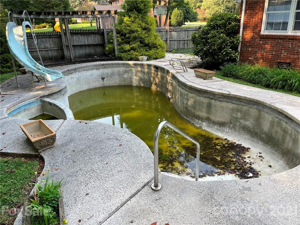170 Nottingham Road Salisbury, NC 28147 - Photo 26 of 27 a view of a swimming pool with a patio