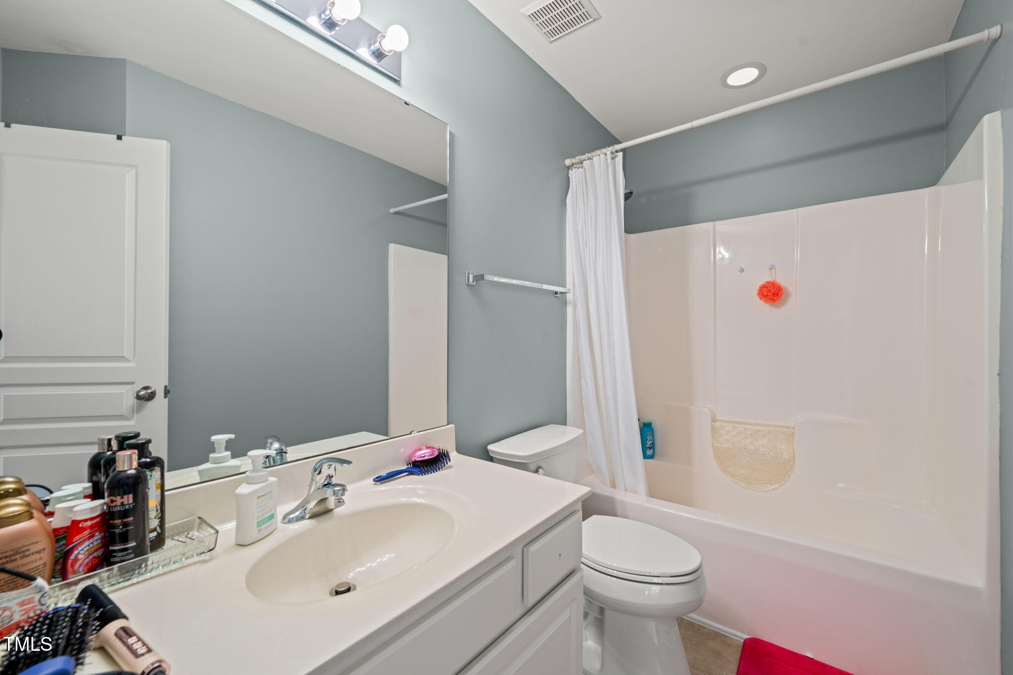 5923 Cameo Glass Way Raleigh, NC 27612 - Photo 23 of 37 23-web-or-mls-DSC04448