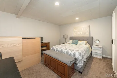 $425,000 | 7032 Lansdowne Avenue, St. Louis, MO 63109