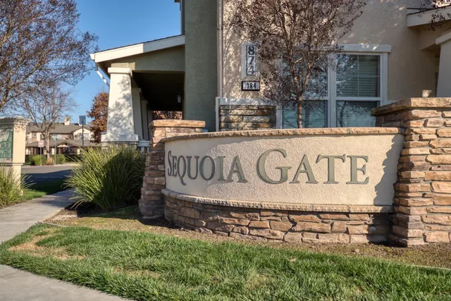 $359,000 | 588 Cutting Horse Drive, Unit 164, Oakdale, CA 95361