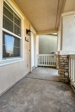 $359,000 | 588 Cutting Horse Drive, Unit 164, Oakdale, CA 95361