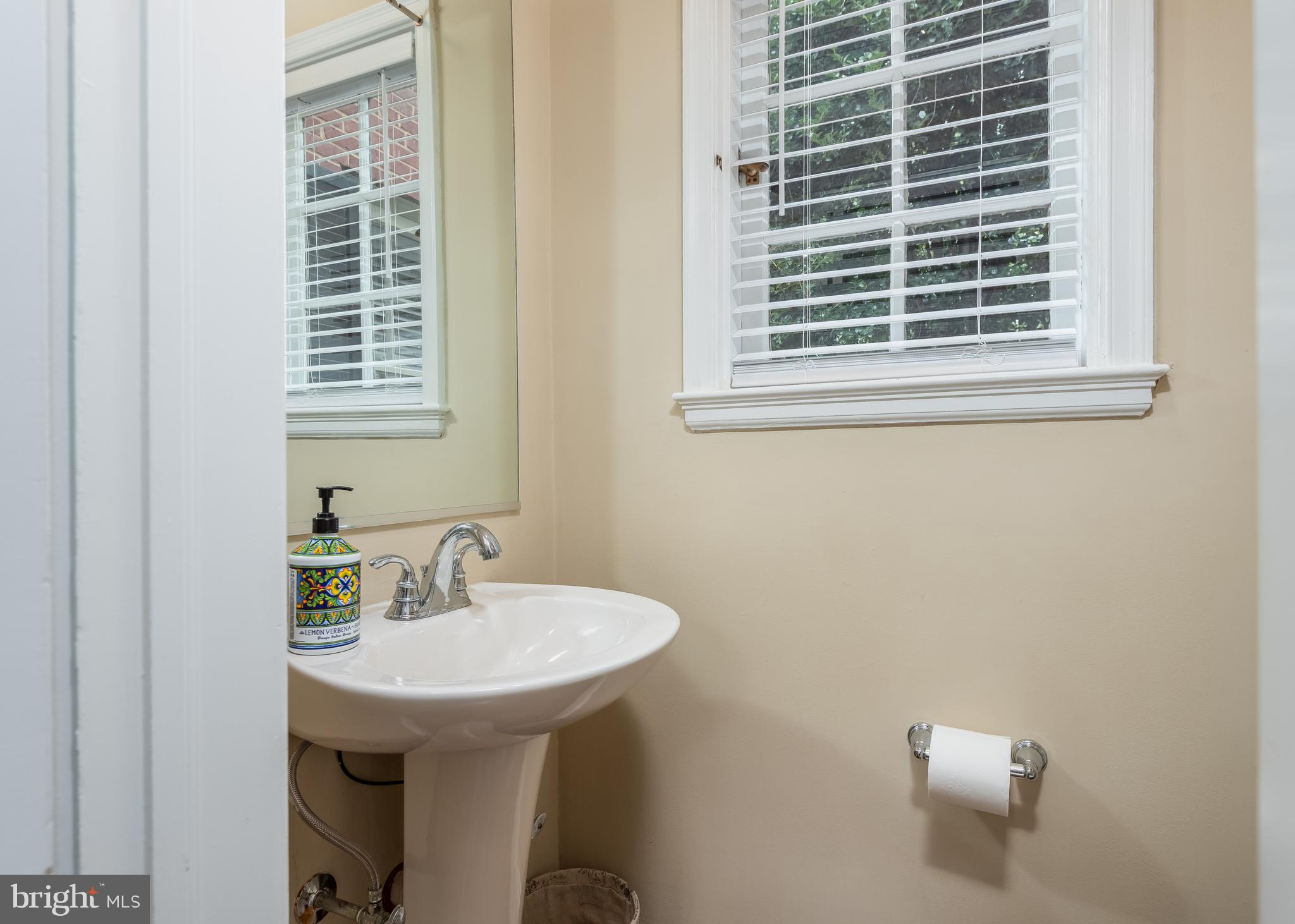 305 Broadmoor Road Baltimore, MD 21212 - Photo 18 of 39