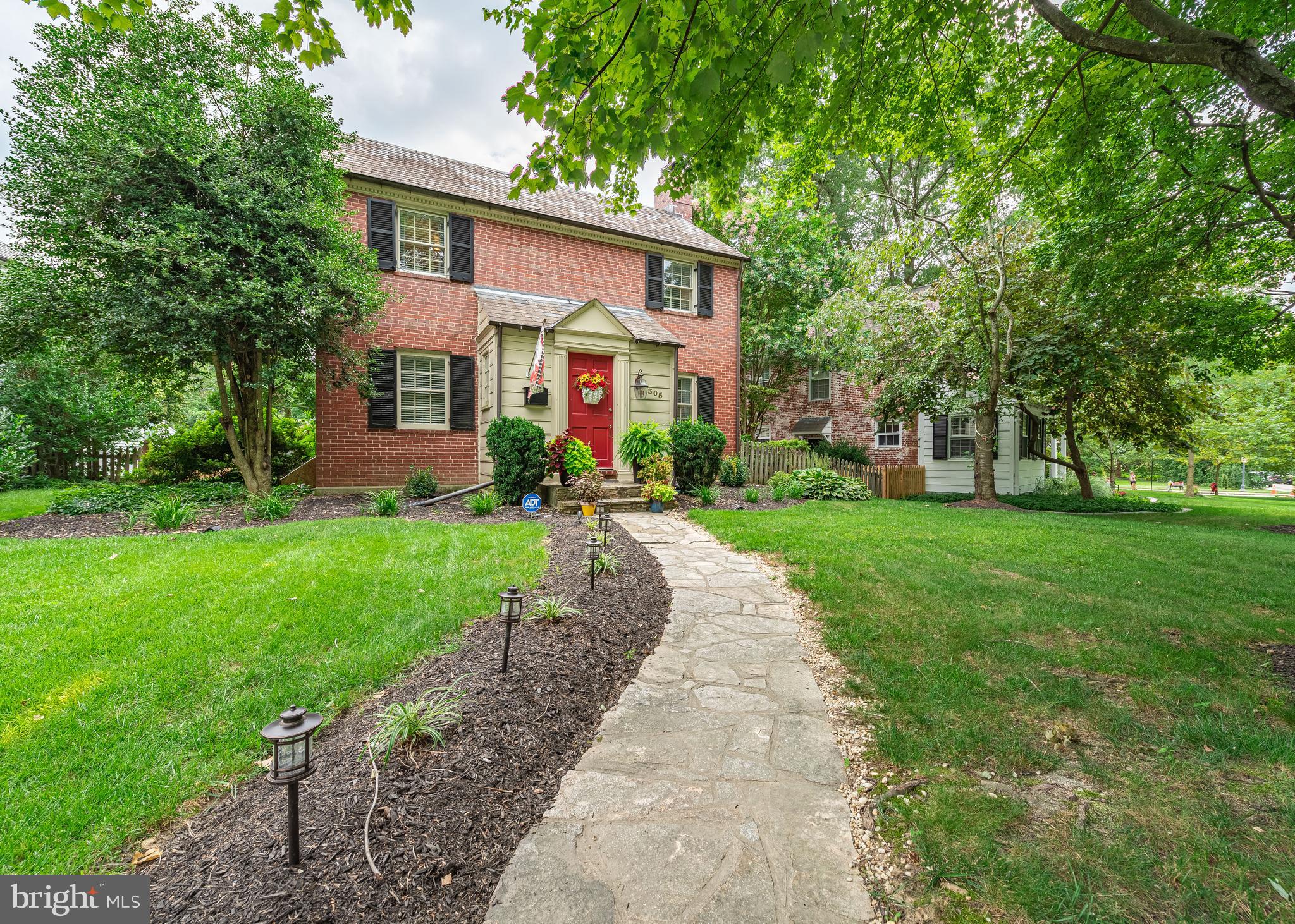 305 Broadmoor Road Baltimore, MD 21212 - Photo 2 of 39