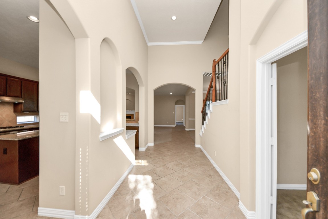 25006 Florina Ranch Drive Katy, TX 77494 - Photo 3 of 48 Front entry way