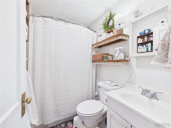 $92,500 | 949 West Harper Street, Poplar Bluff, MO 63901