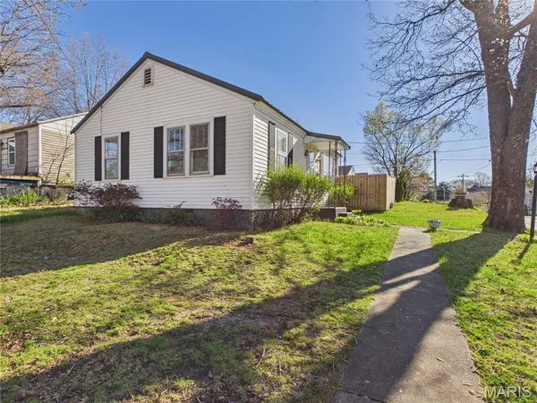 $92,500 | 949 West Harper Street, Poplar Bluff, MO 63901