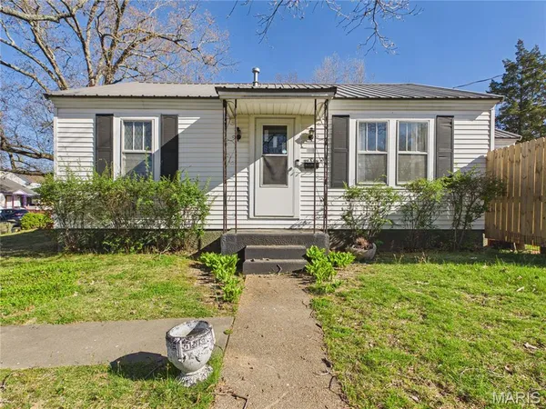 $92,500 | 949 West Harper Street, Poplar Bluff, MO 63901