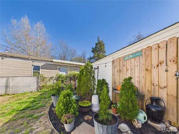 $92,500 | 949 West Harper Street, Poplar Bluff, MO 63901