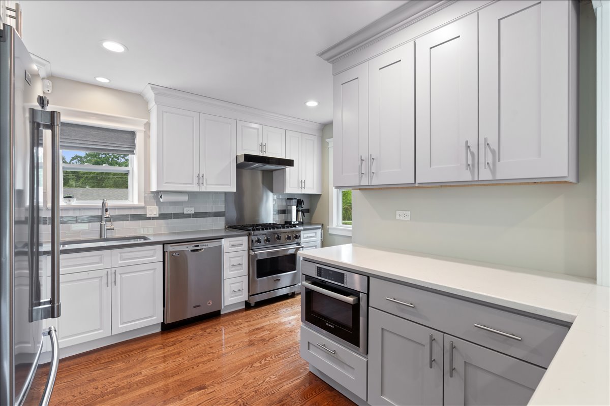 201 North Maple Street Mount Prospect, IL 60056 - Photo 10 of 26