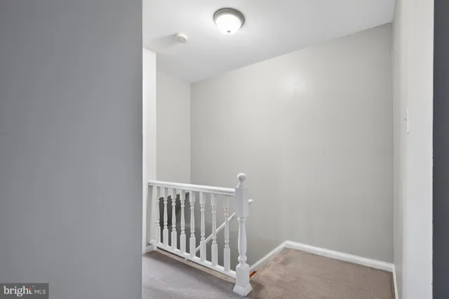 $599,900 | 9909 Lakepointe Drive, Burke, VA 22015