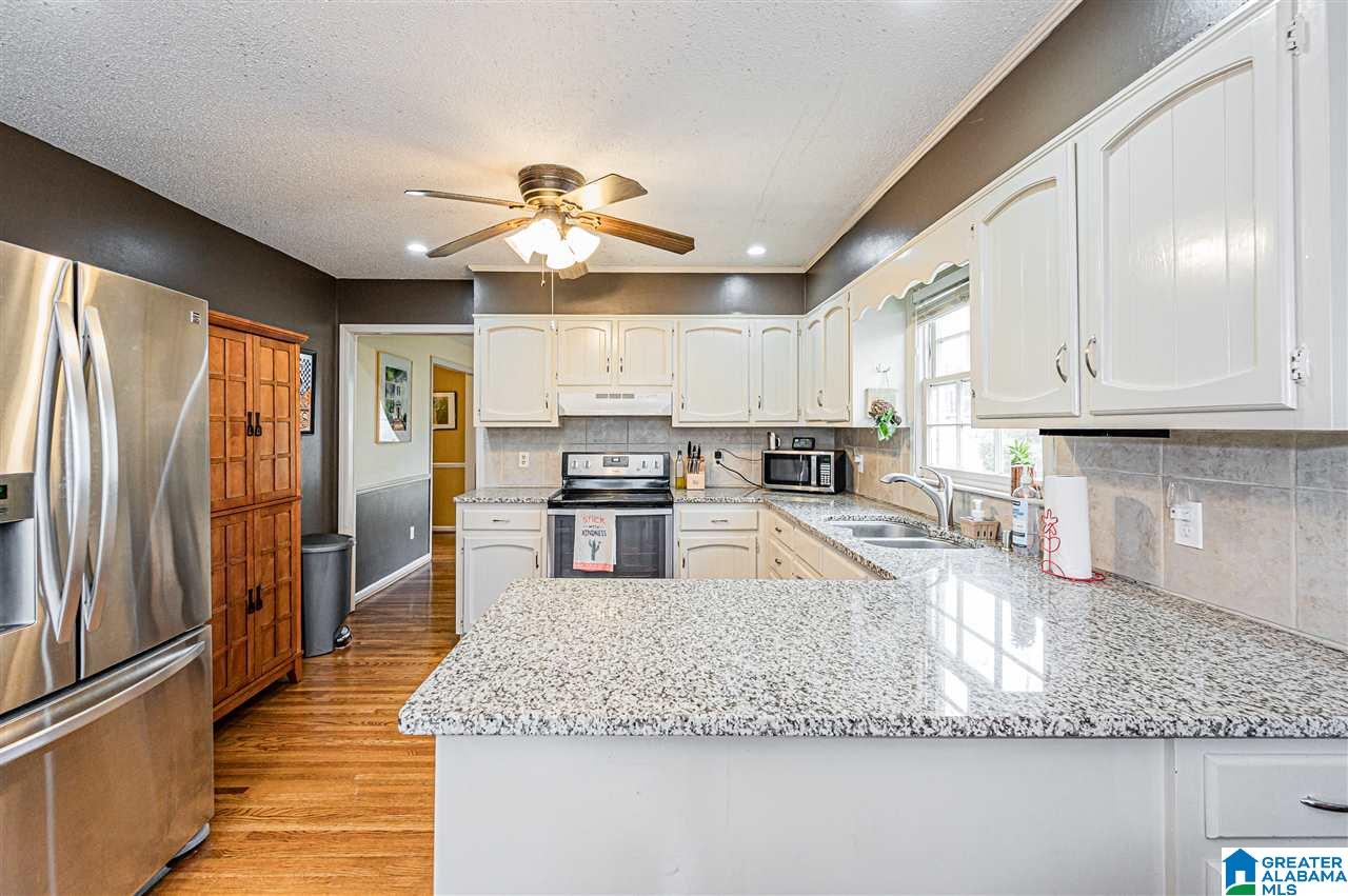 39 Shades Crest Road Birmingham, AL 35226 - Photo 7 of 36