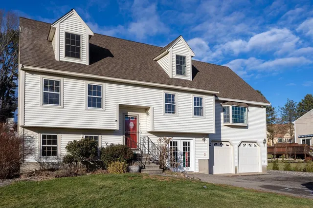 $3,400 | 4 Pheasant Court, York, ME 03909