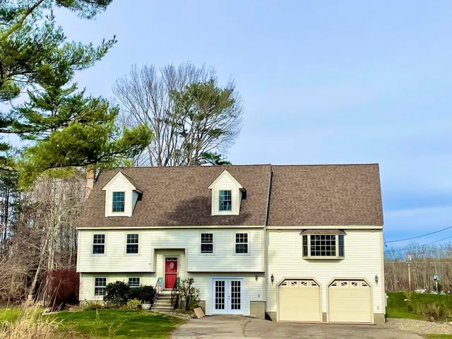 $3,400 | 4 Pheasant Court, York, ME 03909