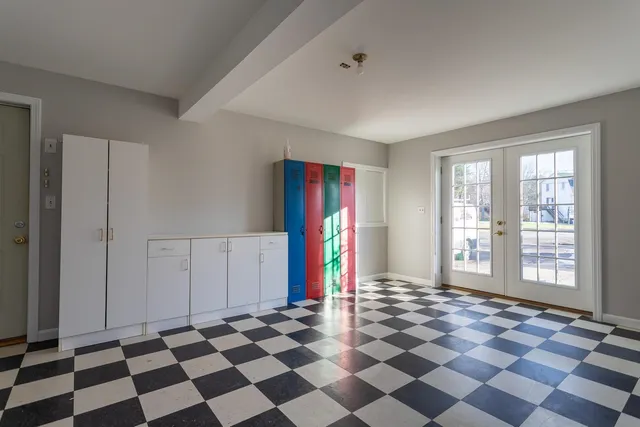 $3,400 | 4 Pheasant Court, York, ME 03909